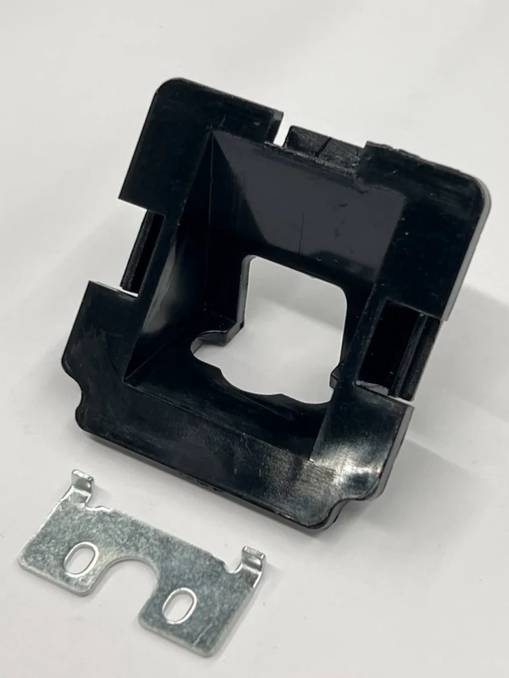 Адаптер под заднюю камеру в штатное место Mitsubishi Outlander XL, Citroen C-Crosser