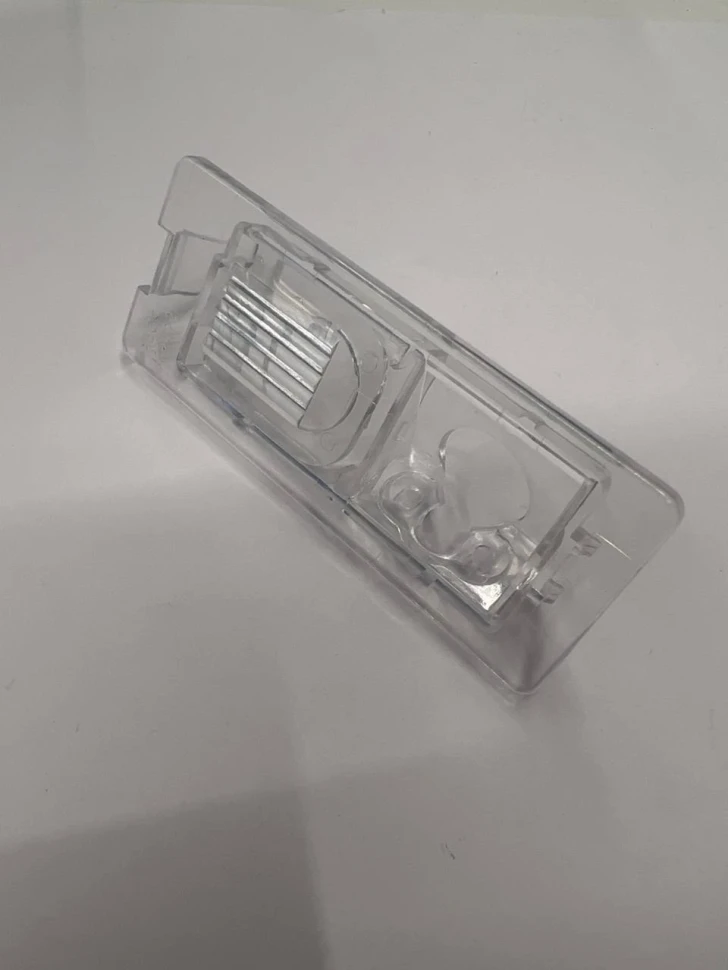 Адаптер под заднюю камеру в подсветку номера Renault Fluence, Latitude