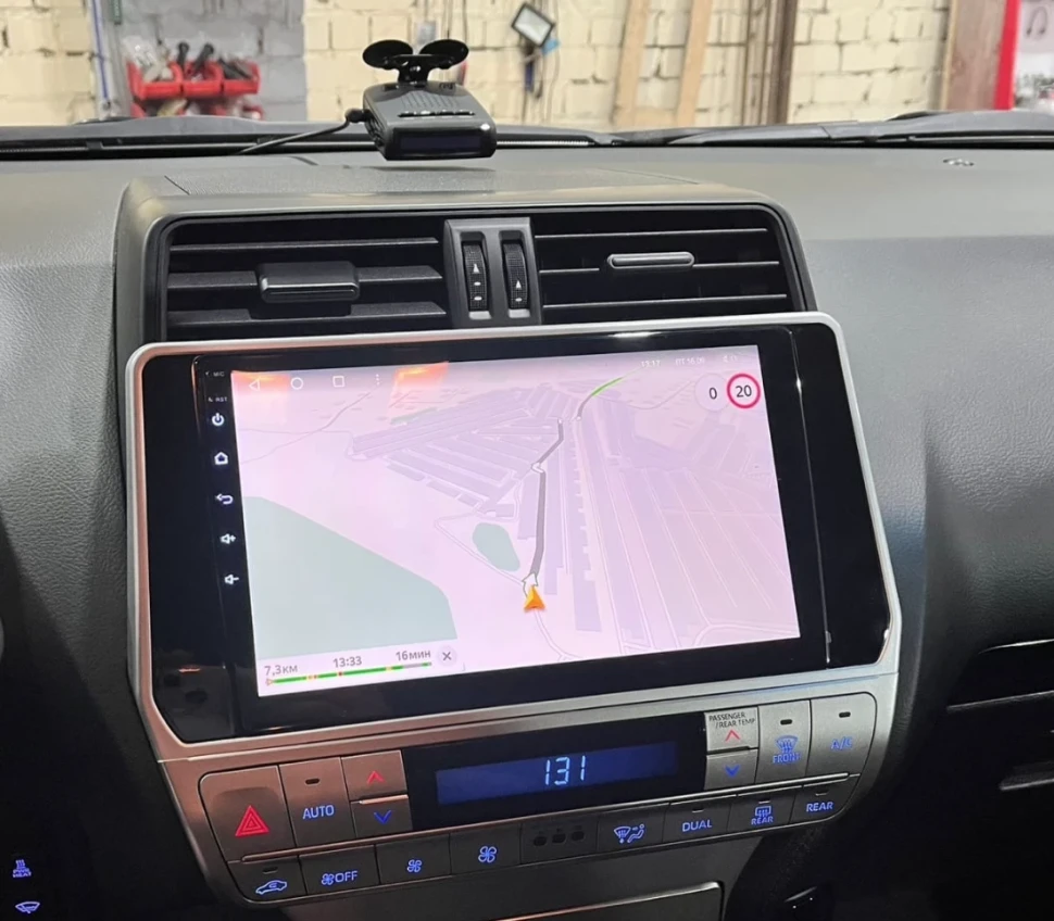 Переходная рамка Toyota Land Cruiser Prado 150 (2017-2021) (10")